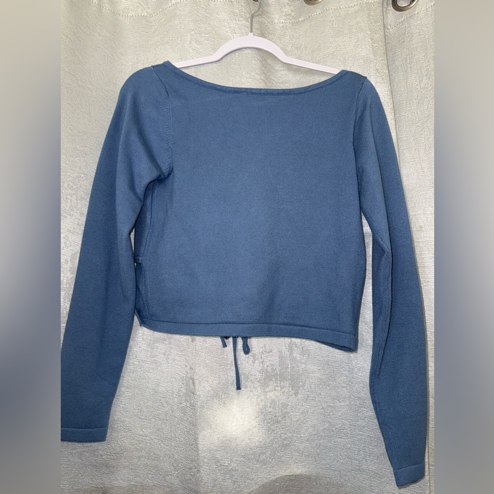 Forever 21 Blue Long Sleeve Sweatshirt